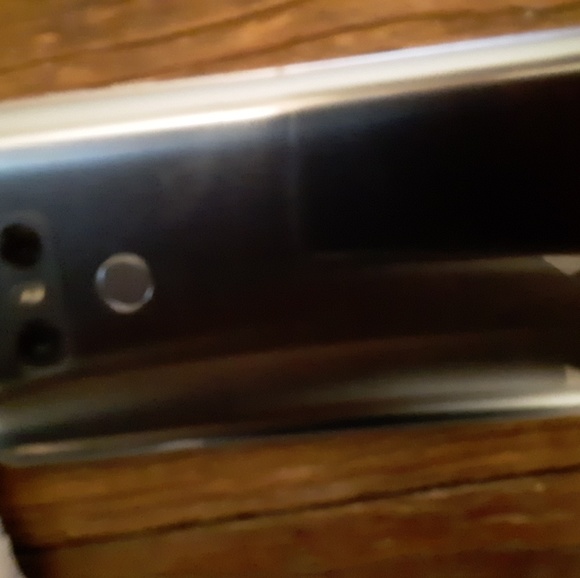 Phone - Picture 2 of 2